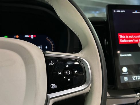 New 2026 Volvo XC60 B5 Ultra w/ Protection Package Premier image 14