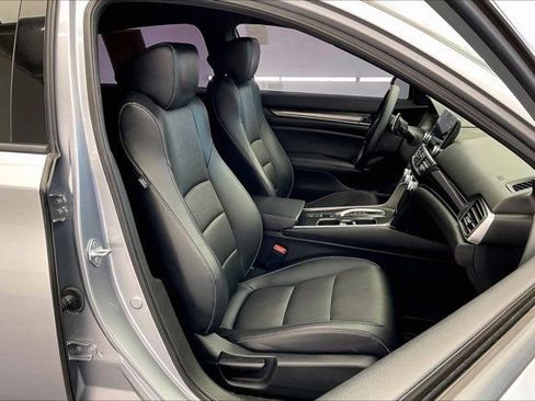 Used 2022 Honda Accord Sport image 6