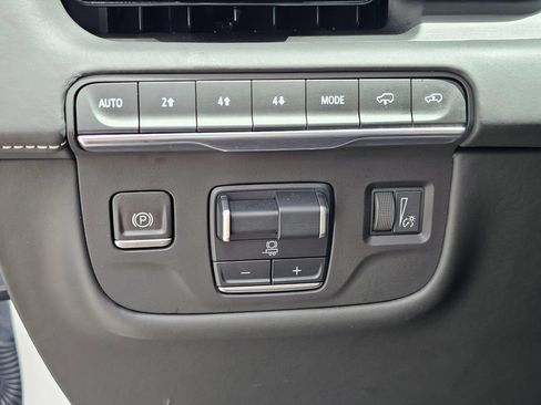 Used 2021 Cadillac Escalade Sport Platinum w/ LPO, ONYX Package AWD/4WD image 27