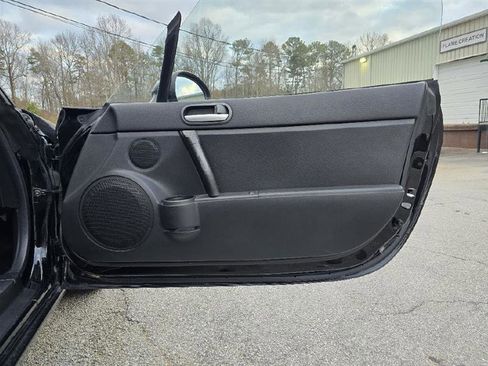 Used 2006 MAZDA MX-5 Miata Sport w/ Suspension Pkg image 19
