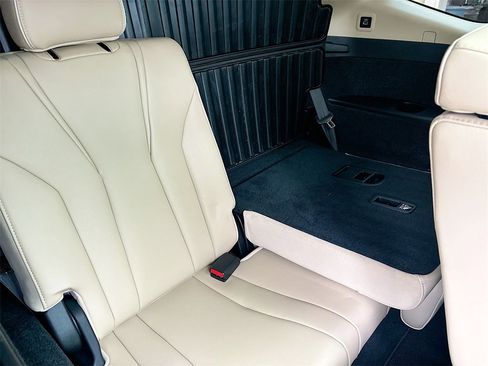 Used 2023 Acura MDX SH-AWD w/ Advance Package image 29