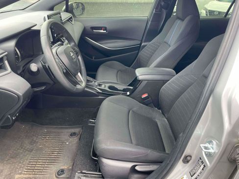 Used 2021 Toyota Corolla SE FWD image 5