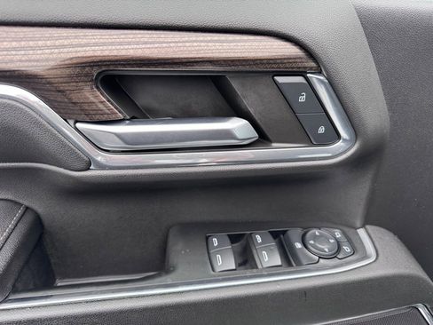 Used 2024 Chevrolet Silverado 2500 LT image 22