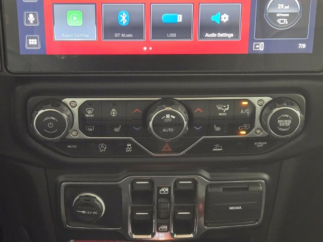 Used 2022 Jeep Gladiator Mojave w/ LED Lighting Group AWD/4WD image 22
