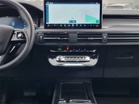 Certified 2024 Lincoln Corsair AWD w/ Equipment Group 101A image 26