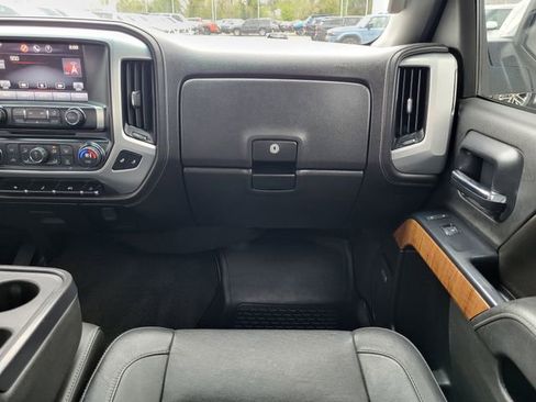 Used 2014 GMC Sierra 1500 SLT w/ Suspension Package, Off-Road AWD/4WD image 26