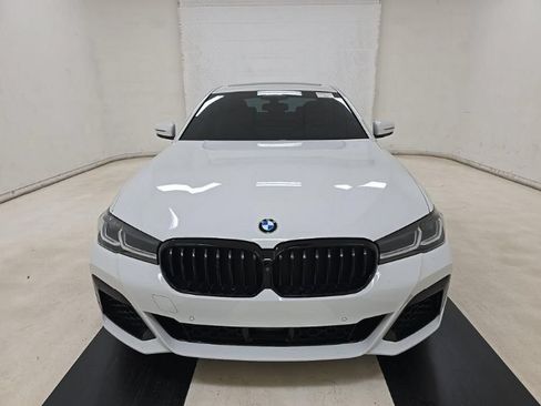 Used 2023 BMW M550i xDrive w/ Executive Package AWD/4WD image 3