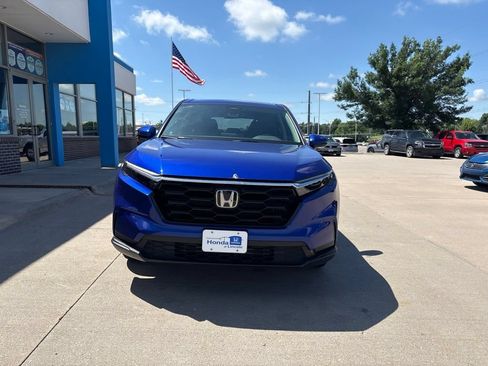Used 2024 Honda CR-V EX image 2