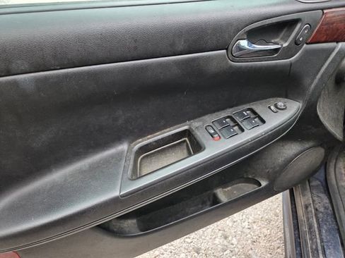 Used 2010 Chevrolet Impala LT FWD image 10