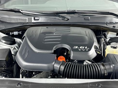 Used 2023 Dodge Charger SXT image 42