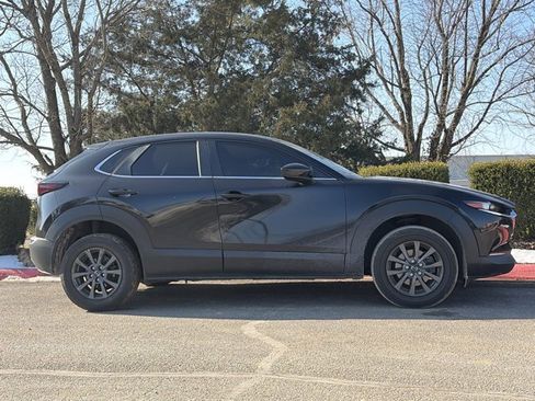 Used 2023 MAZDA CX-30 AWD 2.5 S image 2