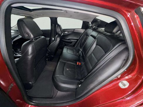 Used 2018 Chevrolet Malibu Premier w/ Premier Sun and Wheel Package image 21