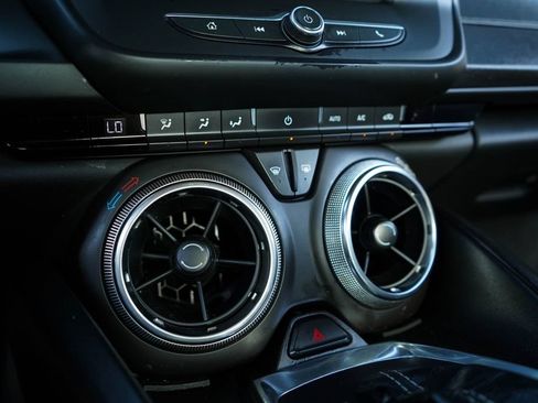 Used 2019 Chevrolet Camaro LT RWD image 25