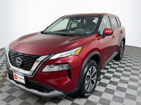 Used 2021 Nissan Rogue SV AWD/4WD image 3