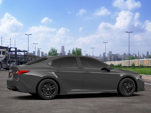 New 2026 Toyota Camry SE image 11