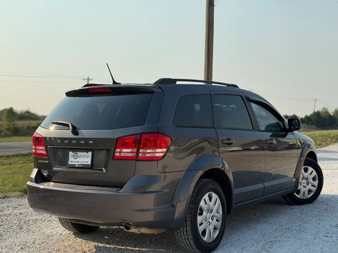 Used 2018 Dodge Journey SE w/ Popular Equipment Group image 5