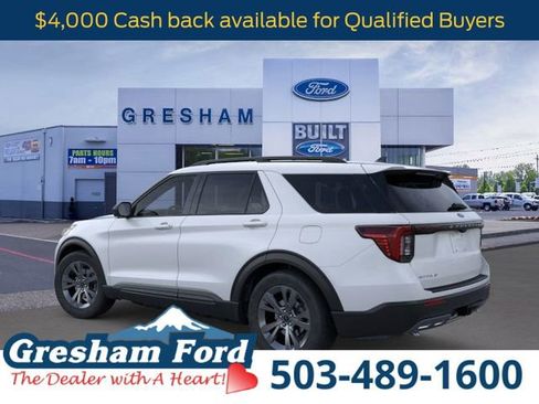 New 2026 Ford Explorer Active w/ Active Comfort Package image 4