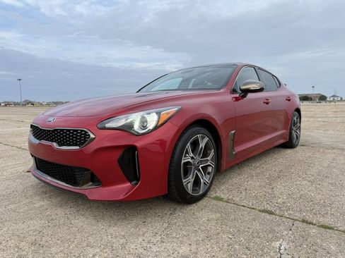 Used 2021 Kia Stinger GT-Line w/ Sun & Sound Package RWD image 11