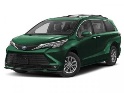 New 2025 Toyota Sienna XLE