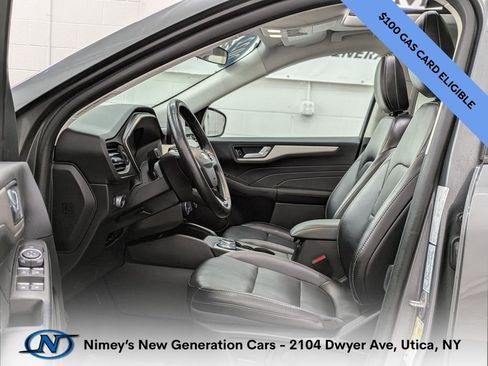 Used 2022 Ford Escape SEL AWD/4WD image 3