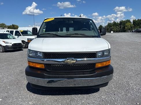 Used 2023 Chevrolet Express 2500 w/ Driver Convenience Package image 3