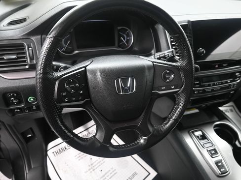 Used 2023 Honda Passport EX-L image 15