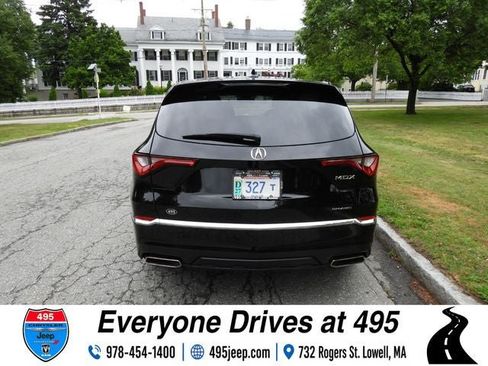 Used 2023 Acura MDX SH-AWD image 4