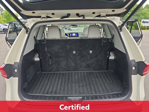 Certified 2024 Toyota Grand Highlander AWD image 15