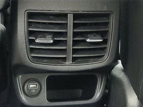 Used 2023 Kia Seltos S w/ Navigation Package image 28