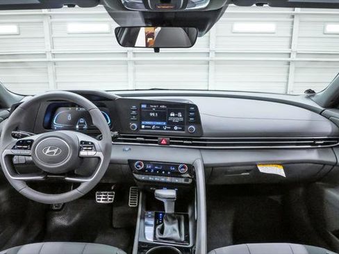 New 2026 Hyundai Elantra SEL Sport Premium FWD image 16