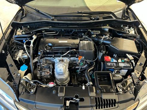 Used 2016 Honda Accord EX image 34