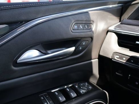Used 2024 Cadillac Escalade ESV Sport AWD/4WD image 20