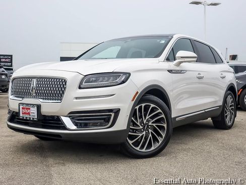 Used 2019 Lincoln Nautilus Reserve AWD/4WD image 2