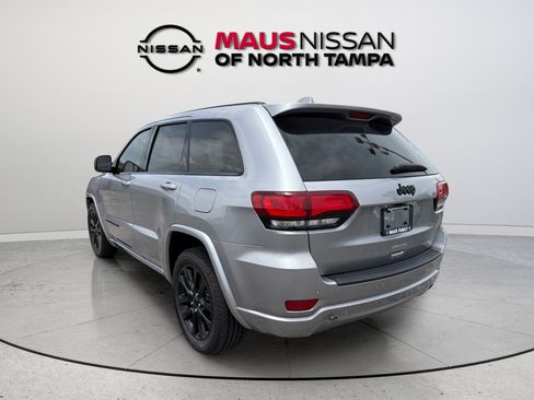 Used 2021 Jeep Grand Cherokee Laredo X RWD image 6