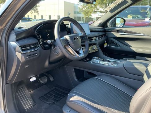 Certified 2026 INFINITI QX60 Autograph w/ Dark Cargo Package image 24