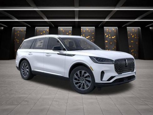 New 2026 Lincoln Aviator 2WD image 7
