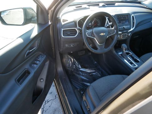 Used 2024 Chevrolet Equinox LT image 9