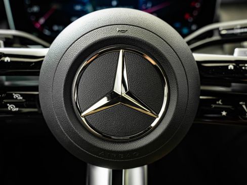 New 2026 Mercedes-Benz GLC 300 4MATIC image 31