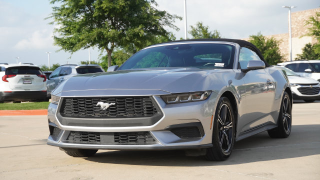Used 2024 Ford Mustang Premium RWD image 2