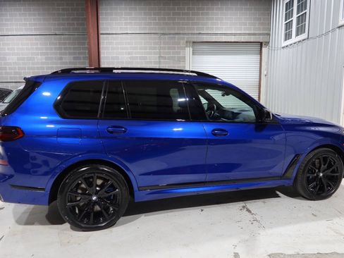 Used 2025 BMW X7 M60i AWD/4WD image 6