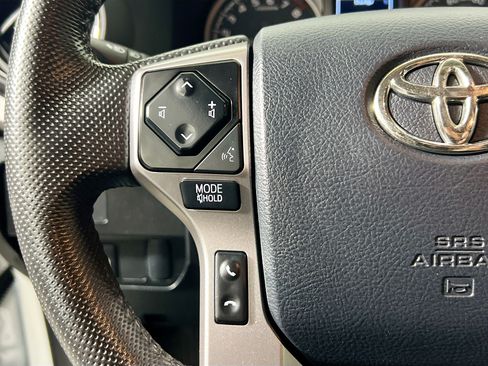 Used 2023 Toyota Tacoma SR5 w/ Technology Package AWD/4WD image 17