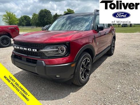 New 2026 Ford Bronco Sport Outer Banks AWD/4WD image 1
