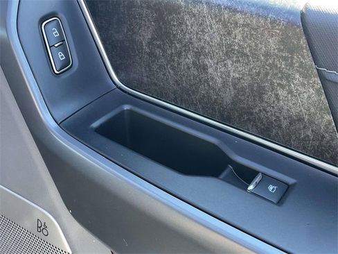 Used 2023 Ford F150 XLT w/ Equipment Group 302A High image 12