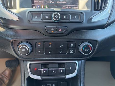 Used 2023 GMC Terrain SLE FWD image 21