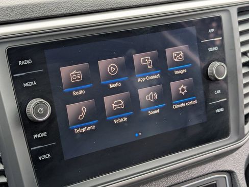 Used 2021 Volkswagen Atlas SE image 18