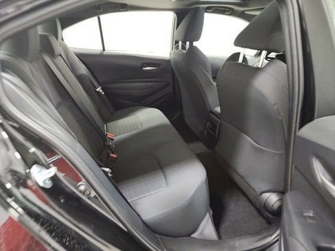 Used 2021 Toyota Corolla SE w/ SE Premium Package FWD image 18