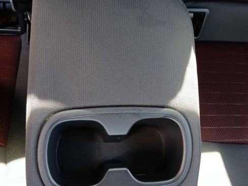 Used 2024 Toyota Corolla SE image 13