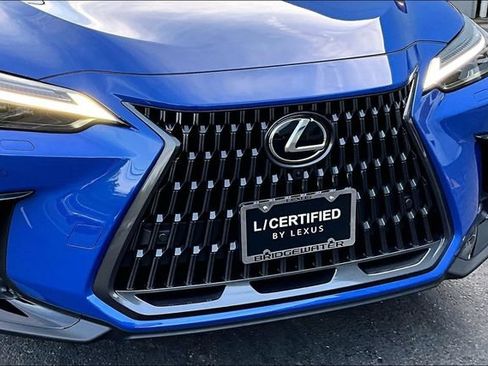 Certified 2025 Lexus NX 350h AWD w/ Rear Seat Package image 33