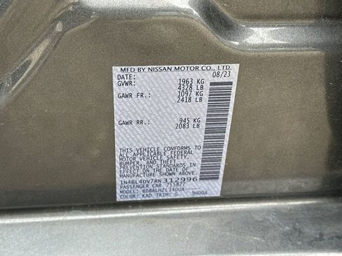 Used 2024 Nissan Altima 2.5 SV image 28