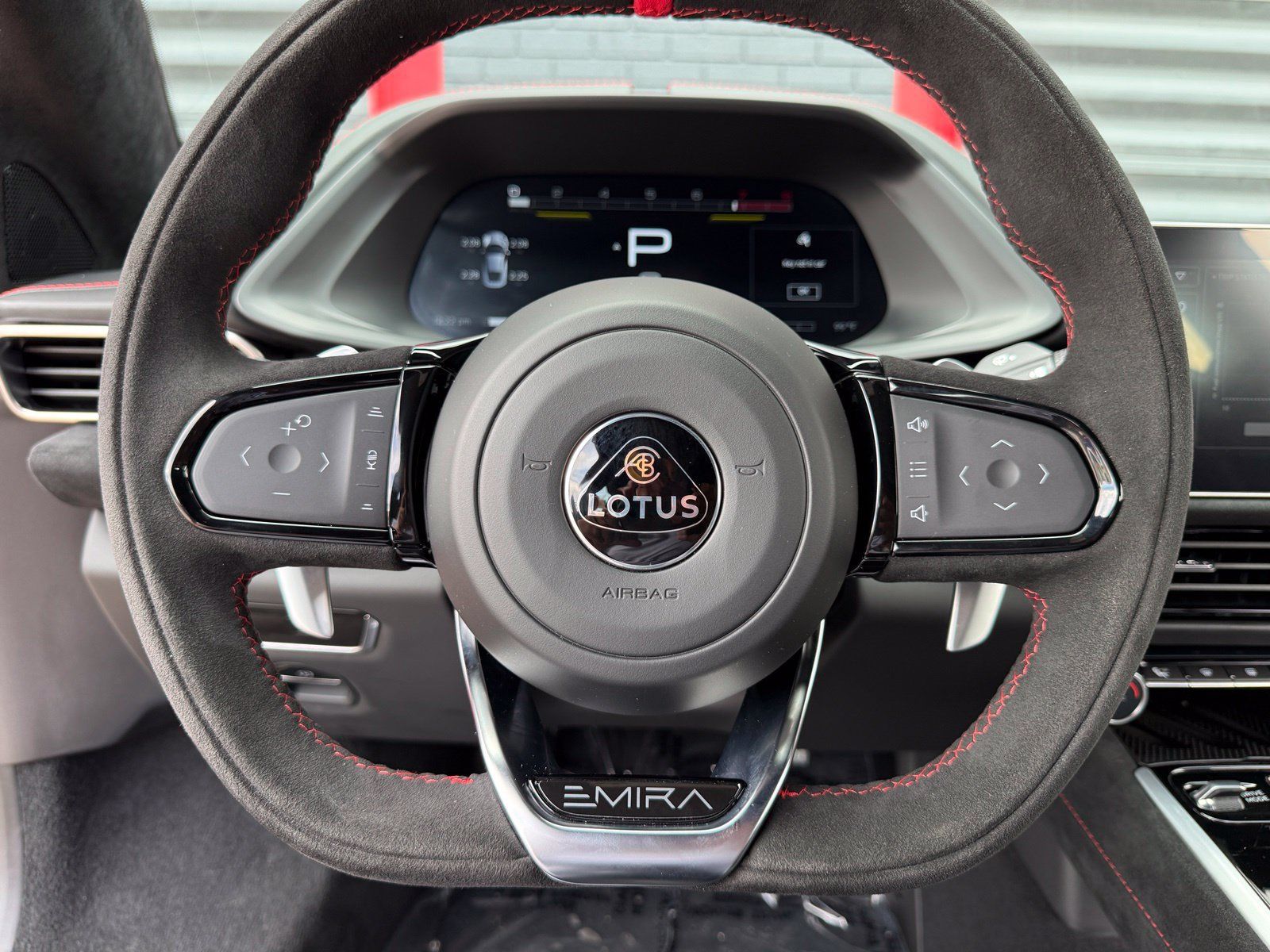 Used 2025 Lotus Emira RWD image 51